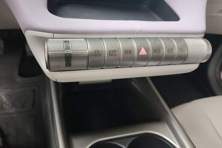 Used BYD Dolphin 2021 401km Knight Edition Gear Lever