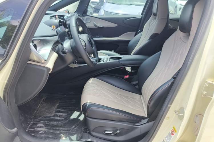 Used BYD Dolphin 2021 405 km Fashion Edition Left Front Seat