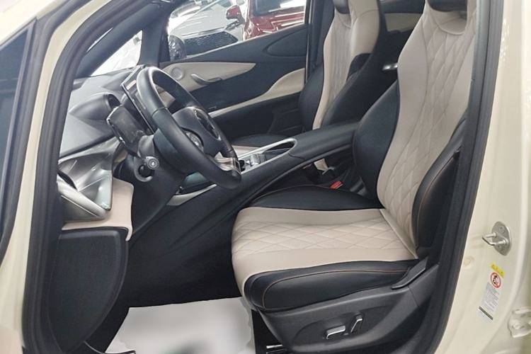 Used BYD Dolphin 2021 405 km Fashion Edition Left Front Seat