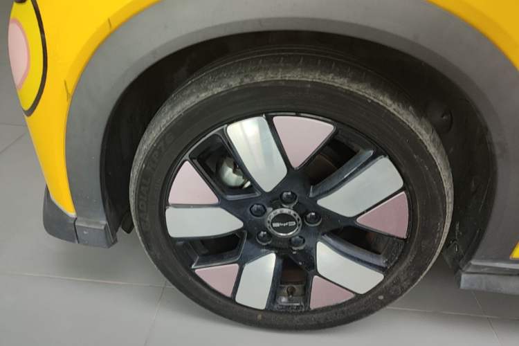 Used BYD Dolphin 2021 401km Knight Edition Left Front Wheel Hub