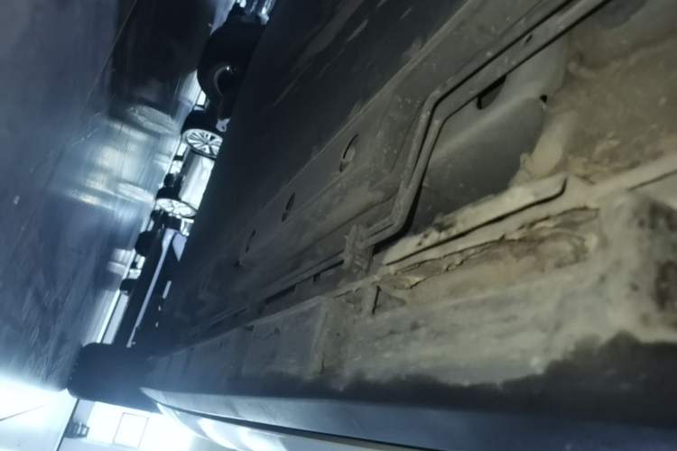 Used BYD Dolphin 2021 405 km Fashion Edition Left Side Sill
