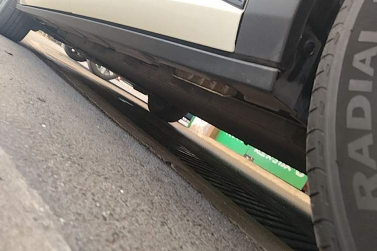 Used BYD Dolphin 2021 405 km Fashion Edition Left Side Sill