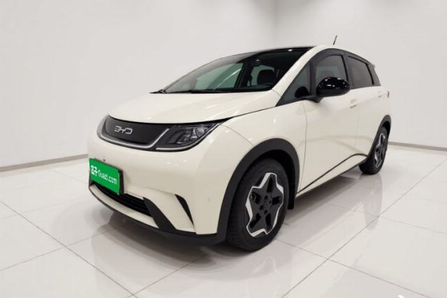 BYD Dolphin 2021 405 km Fashion Edition مستعملة
