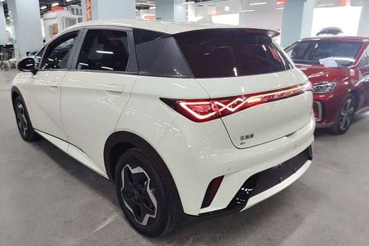 Used BYD Dolphin 2021 405 km Fashion Edition Rear Left 45 Deg