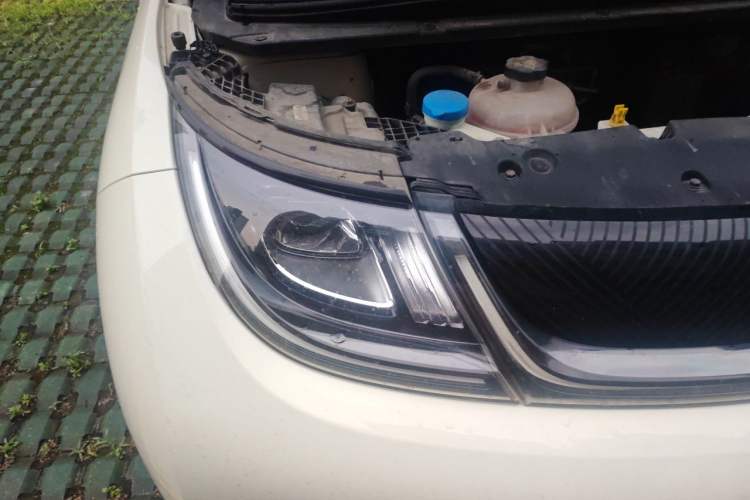 Used BYD Dolphin 2021 405 km Fashion Edition Right Front Headlight