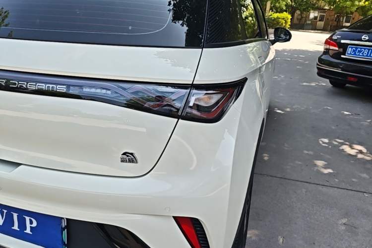 Used BYD Dolphin 2021 405 km Fashion Edition Right Rear Taillight