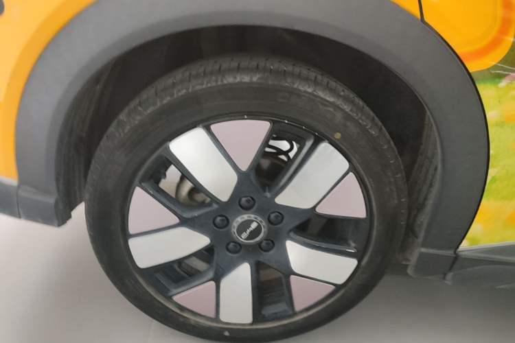 Used BYD Dolphin 2021 401km Knight Edition Right Rear Wheel Hub