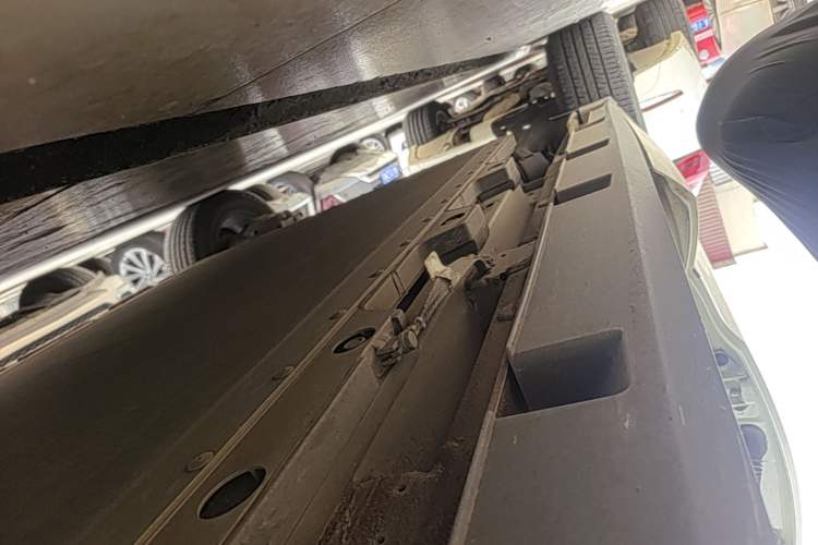 Used BYD Dolphin 2021 405 km Fashion Edition Right Side Sill