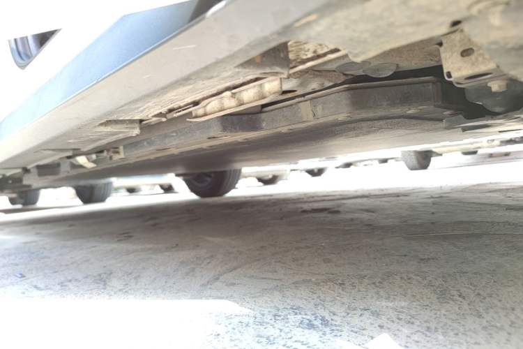 Used BYD Dolphin 2021 405 km Fashion Edition Right Side Sill