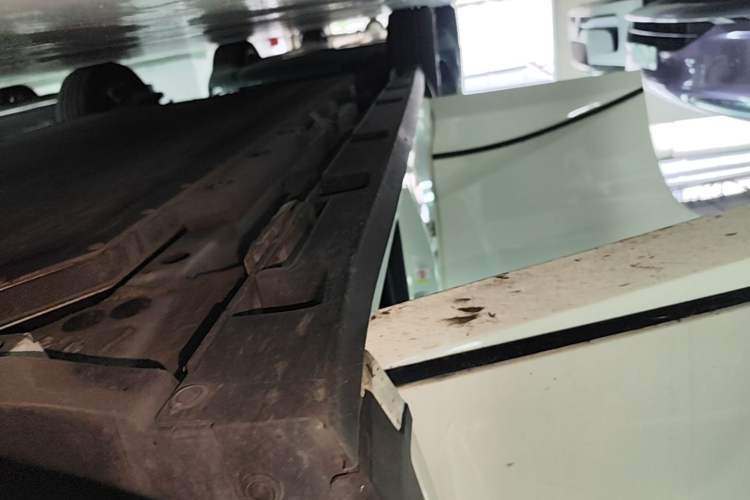 Used BYD Dolphin 2021 405 km Free Version Right Side Sill