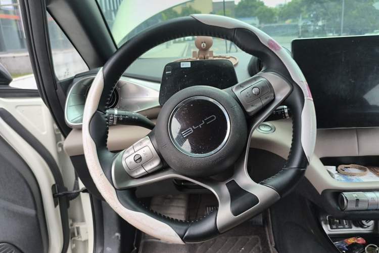 Used BYD Dolphin 2021 405 km Fashion Edition Steering Wheel