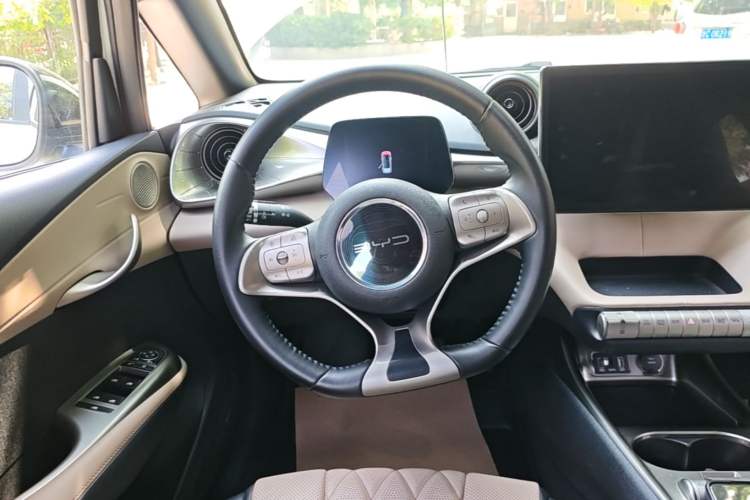 Used BYD Dolphin 2021 405 km Fashion Edition Steering Wheel