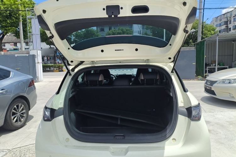 Used BYD Dolphin 2021 405 km Fashion Edition Trunk