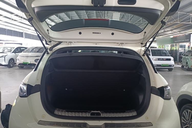 Used BYD Dolphin 2021 405 km Free Version Trunk