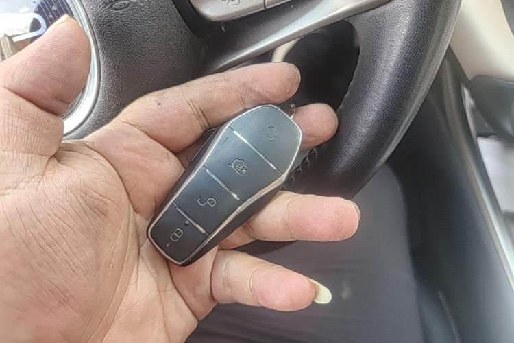 Used BYD Dolphin 2021 405 km Fashion Edition Vehicle Key