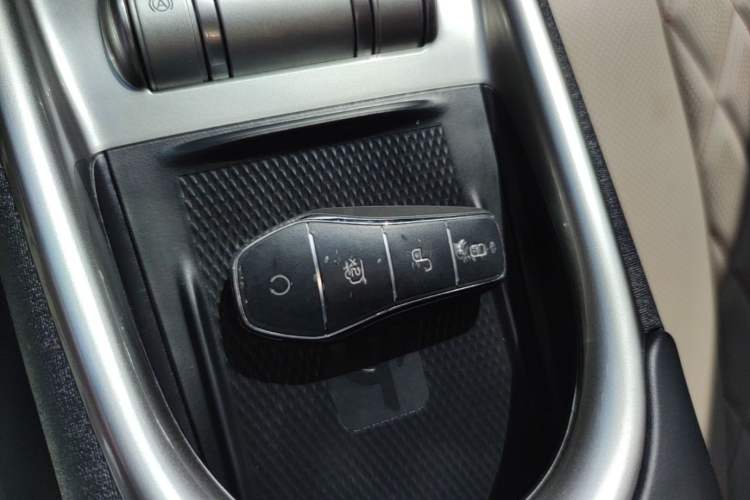 Used BYD Dolphin 2021 405 km Fashion Edition Vehicle Key