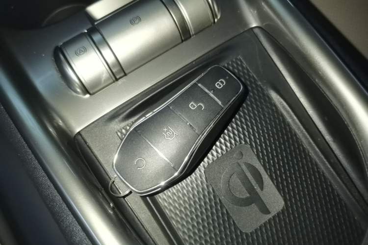 Used BYD Dolphin 2021 405 km Fashion Edition Vehicle Key