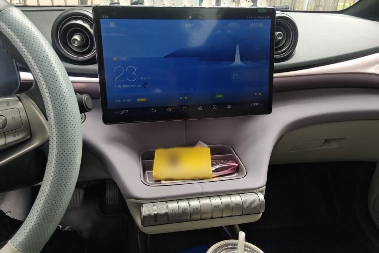 Used BYD Dolphin 2023 420 km Fashion Edition Audio And AC Panel