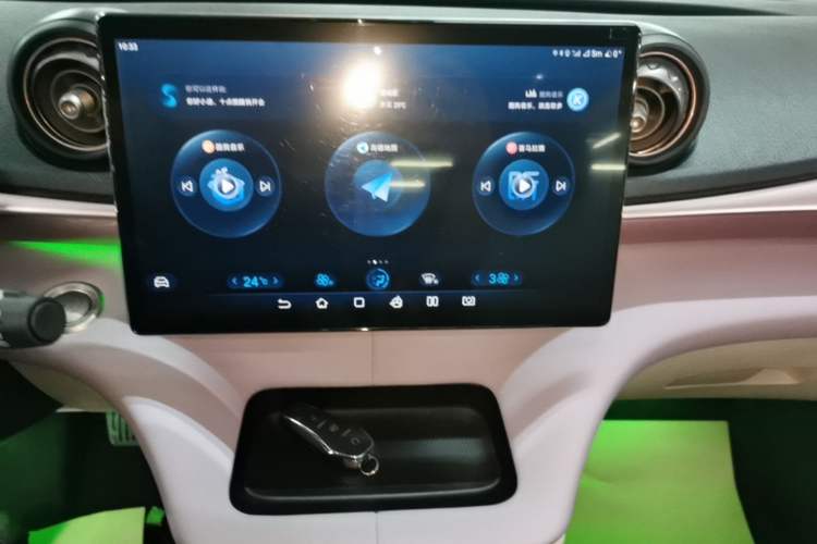 Used BYD Dolphin 2023 420 km Fashion Edition Audio And AC Panel