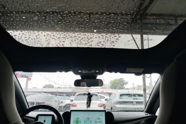 Used BYD Dolphin 2023 420 km Fashion Edition Headliner