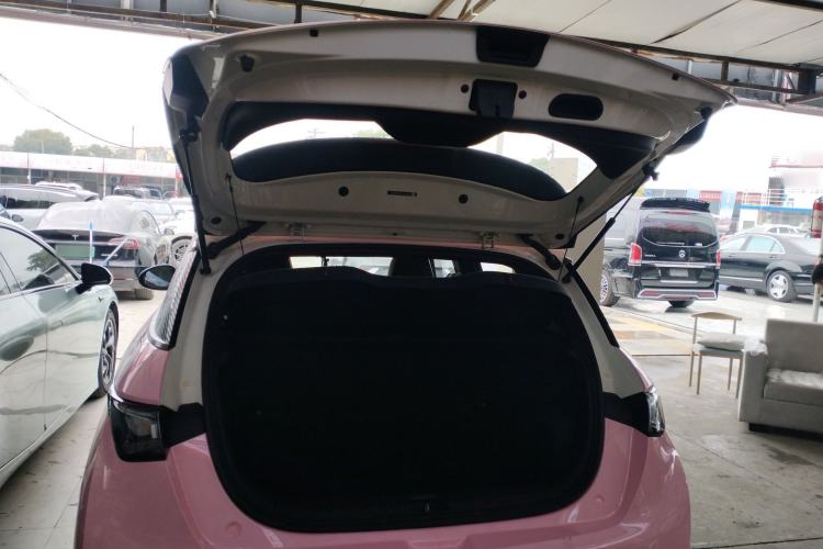 Used BYD Dolphin 2023 420 km Fashion Edition Trunk