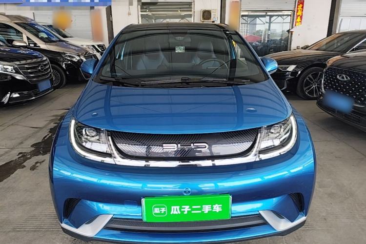 Used BYD Dolphin 2023 420 km Fashion Edition Front