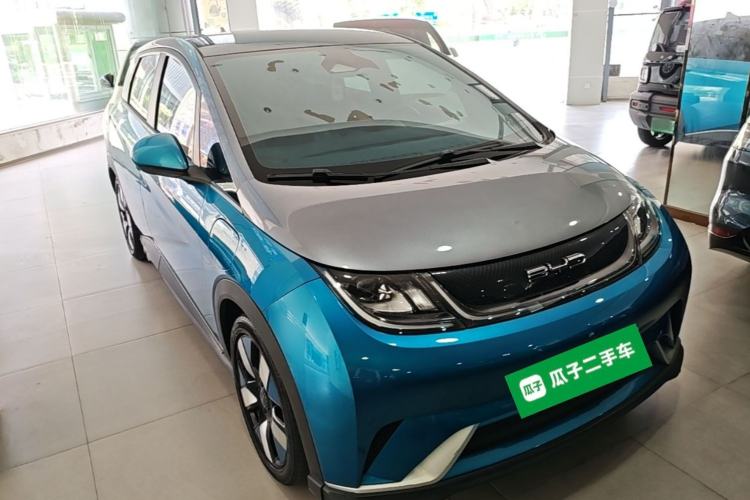Used BYD Dolphin 2023 401km Knight Edition Front Right 45 Deg