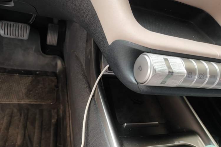 Used BYD Dolphin 2023 420 km Fashion Edition Gear Lever