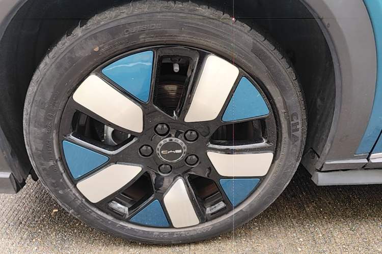 Used BYD Dolphin 2023 401km Knight Edition Left Front Wheel Hub