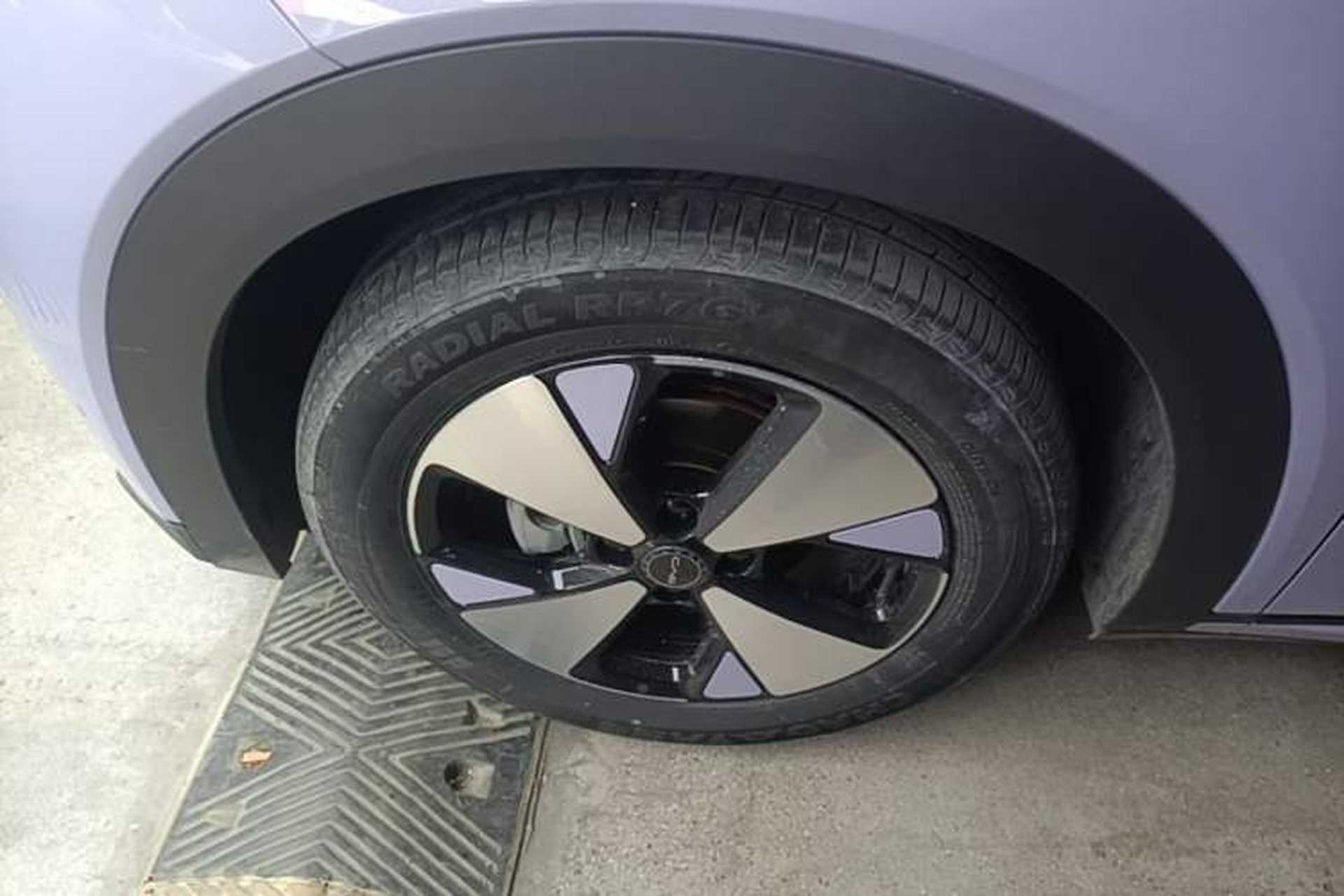 Used BYD Dolphin 2023 420 km Fashion Edition Left Front Wheel Hub