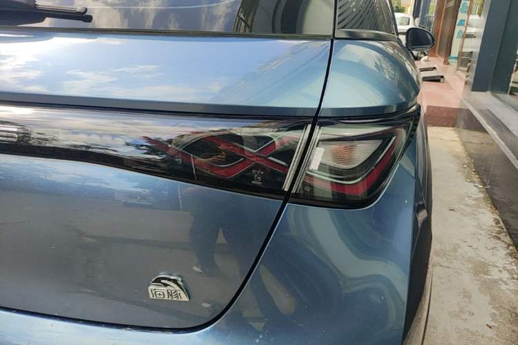 Used BYD Dolphin 2023 401km Knight Edition Right Rear Taillight