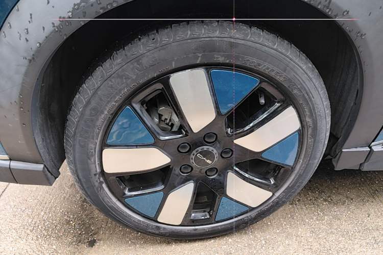 Used BYD Dolphin 2023 401km Knight Edition Right Rear Wheel Hub