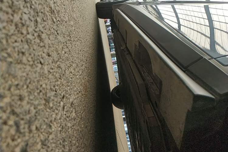 Used BYD Dolphin 2023 401km Knight Edition Right Side Sill