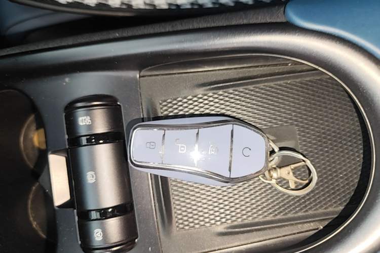 Used BYD Dolphin 2023 420 km Fashion Edition Vehicle Key