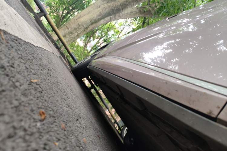 Used BYD Dolphin 2023 420 km Fashion Edition Chassis Front Right