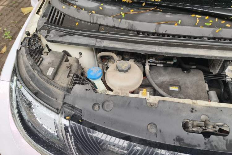 Used BYD Dolphin 2023 420 km Fashion Edition Engine Bay Right