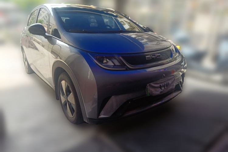 Used BYD Dolphin 2023 420 km Free Version Front Right 45 Deg
