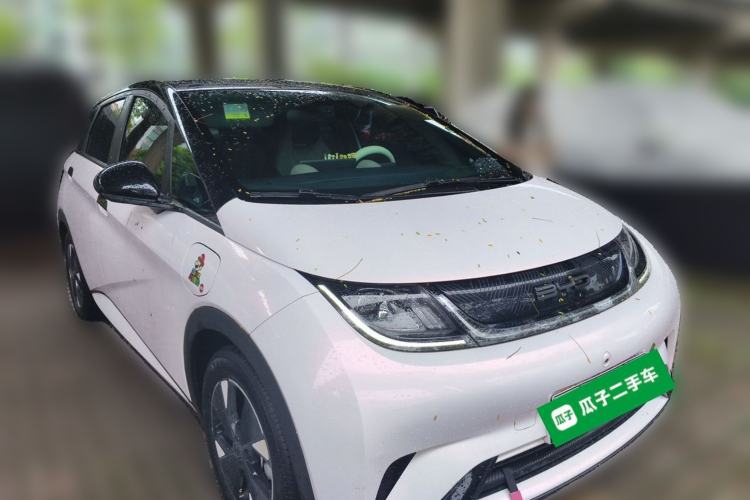 Used BYD Dolphin 2023 420 km Fashion Edition Front Right 45 Deg