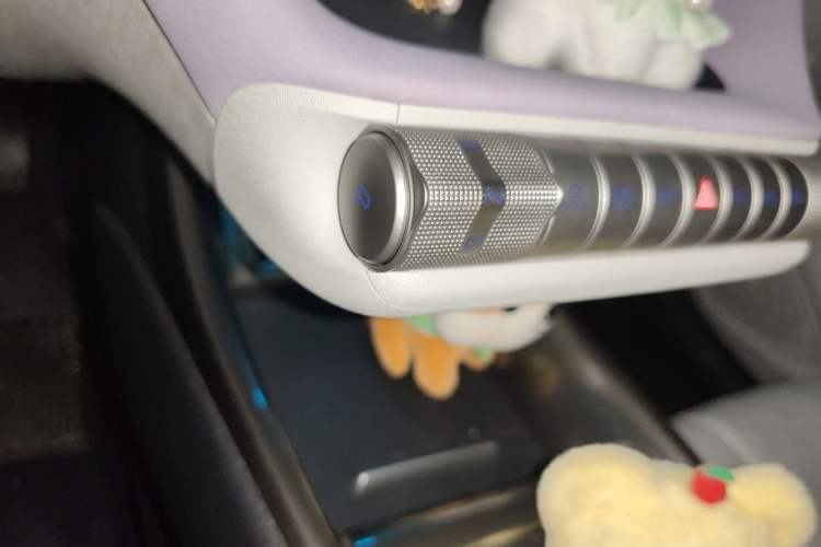 Used BYD Dolphin 2023 401km Knight Edition Gear Lever