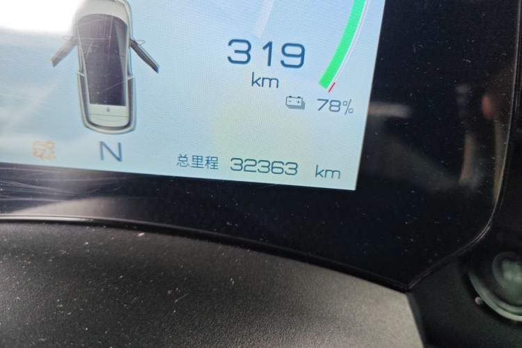 Used BYD Dolphin 2023 401km Knight Edition Odometer Close Up