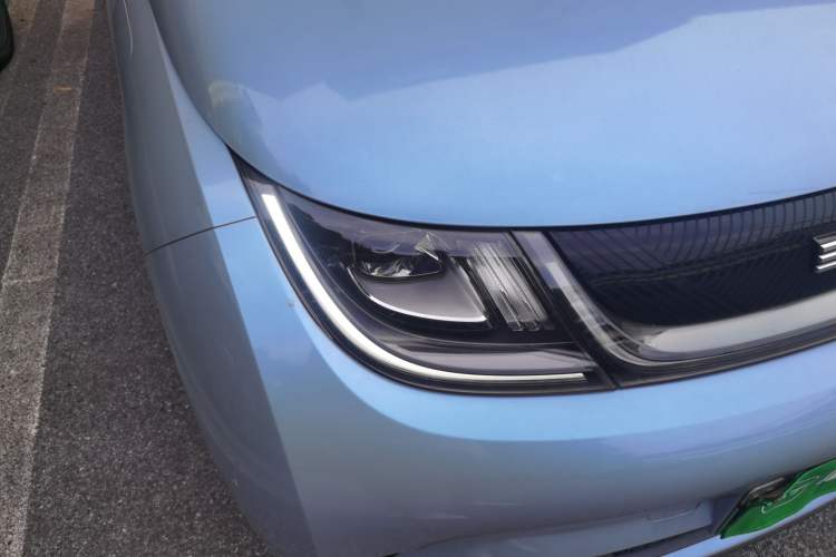 Used BYD Dolphin 2023 420 km Fashion Edition Right Front Headlight