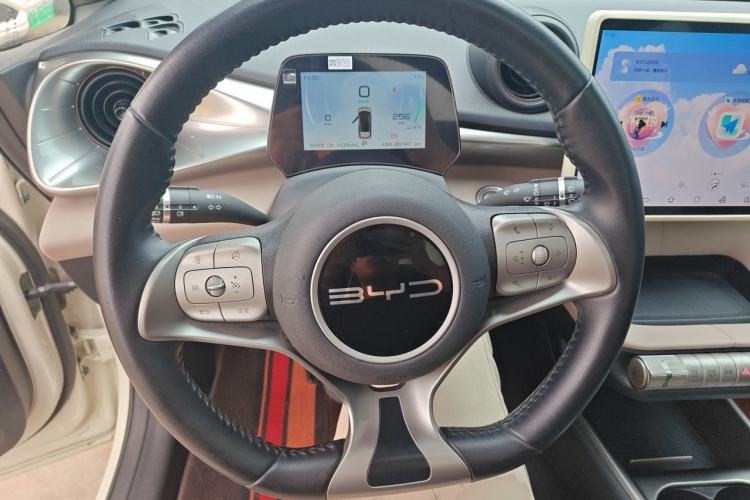 Used BYD Dolphin 2023 420 km Fashion Edition Steering Wheel