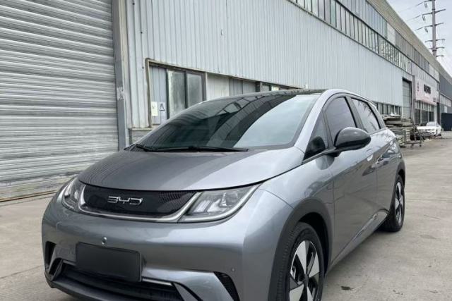 Used BYD Dolphin 2023 420 km Fashion Edition