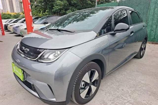 Used BYD Dolphin 2023 420 km Fashion Edition