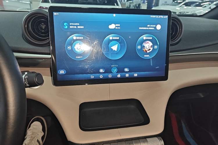 Used BYD Dolphin 2023 420 km Fashion Edition Audio And AC Panel