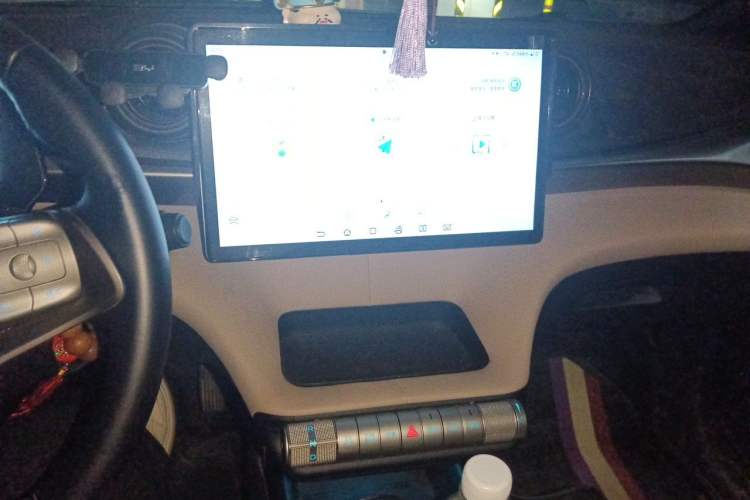Used BYD Dolphin 2023 420 km Free Version Audio And AC Panel