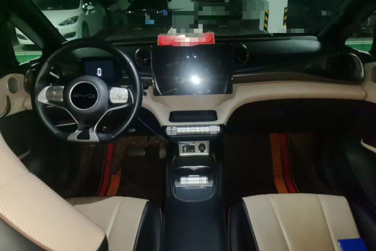 Used BYD Dolphin 2023 420 km Free Version Center Console