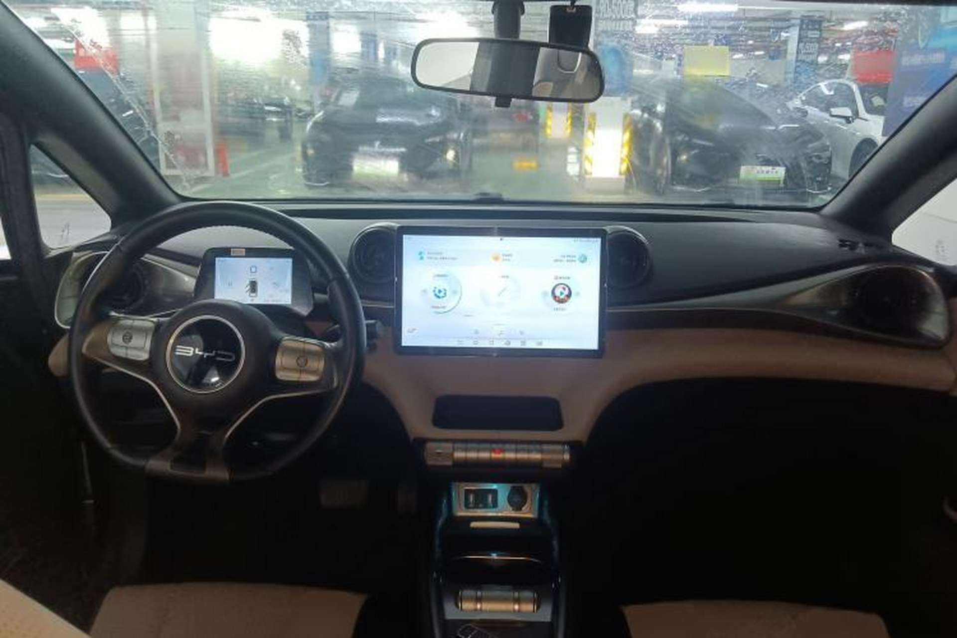 Used BYD Dolphin 2023 420 km Free Version Center Console