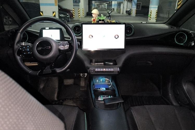Used BYD Dolphin 2023 401km Knight Edition Center Console