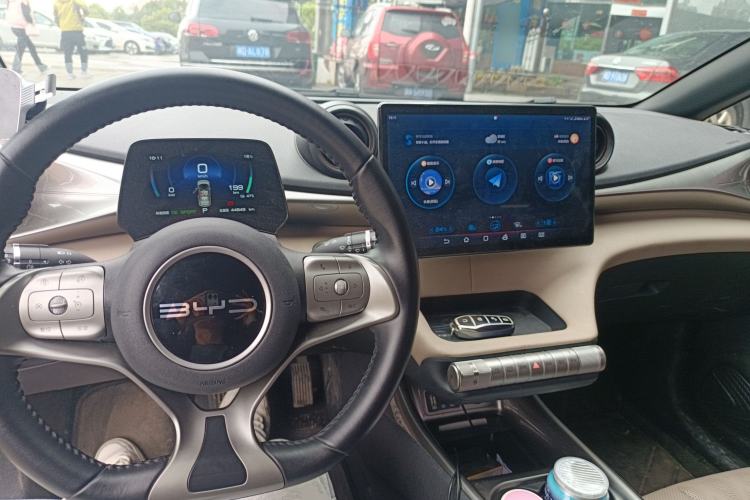 Used BYD Dolphin 2023 420 km Free Version Center Console